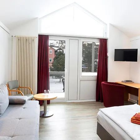 Seebruecke מלון לובמין